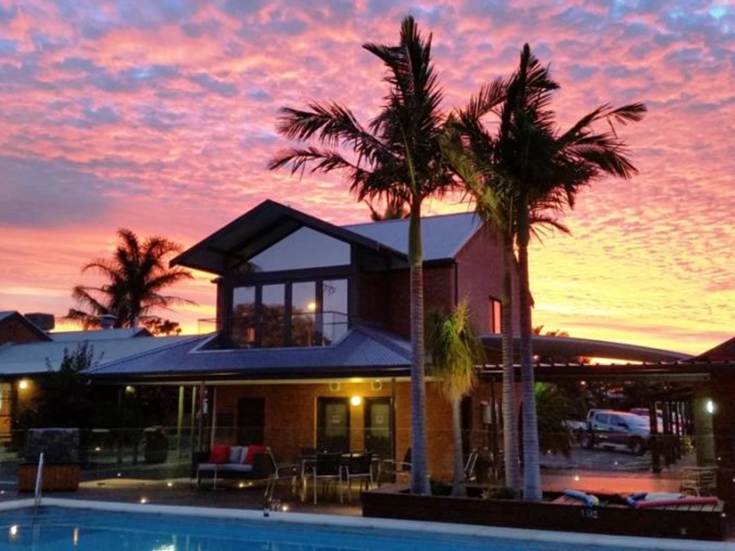 Golden Chain  Standards Standards